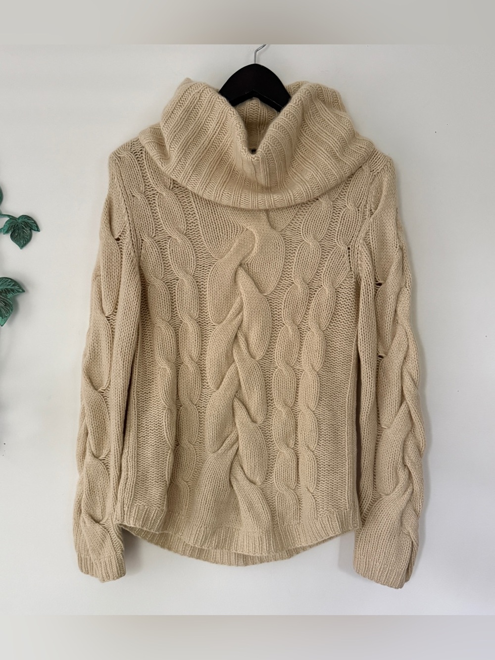 Vintage Saks Fifth Avenue 100% Cashmere Cable Knit Funnel Turtleneck Sweater S